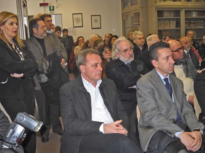 Descrizione: Descrizione: C:\Users\Roberto\Desktop\ASRIETI\asrieti.it\MANIFESTAZIONI\mostra 28gennaio2011\DSCN0639.jpg